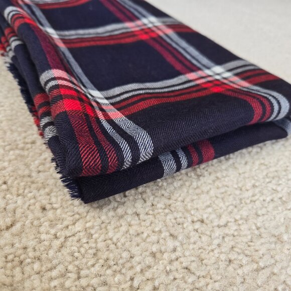 NWT Mii Lightweight 100% Wool Plaid Wrap Scarf Shawl - Picture 11 of 12